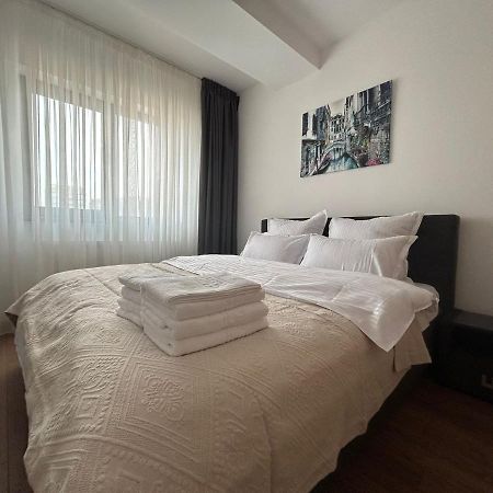 Regie Sunset Apartment Boekarest Buitenkant foto