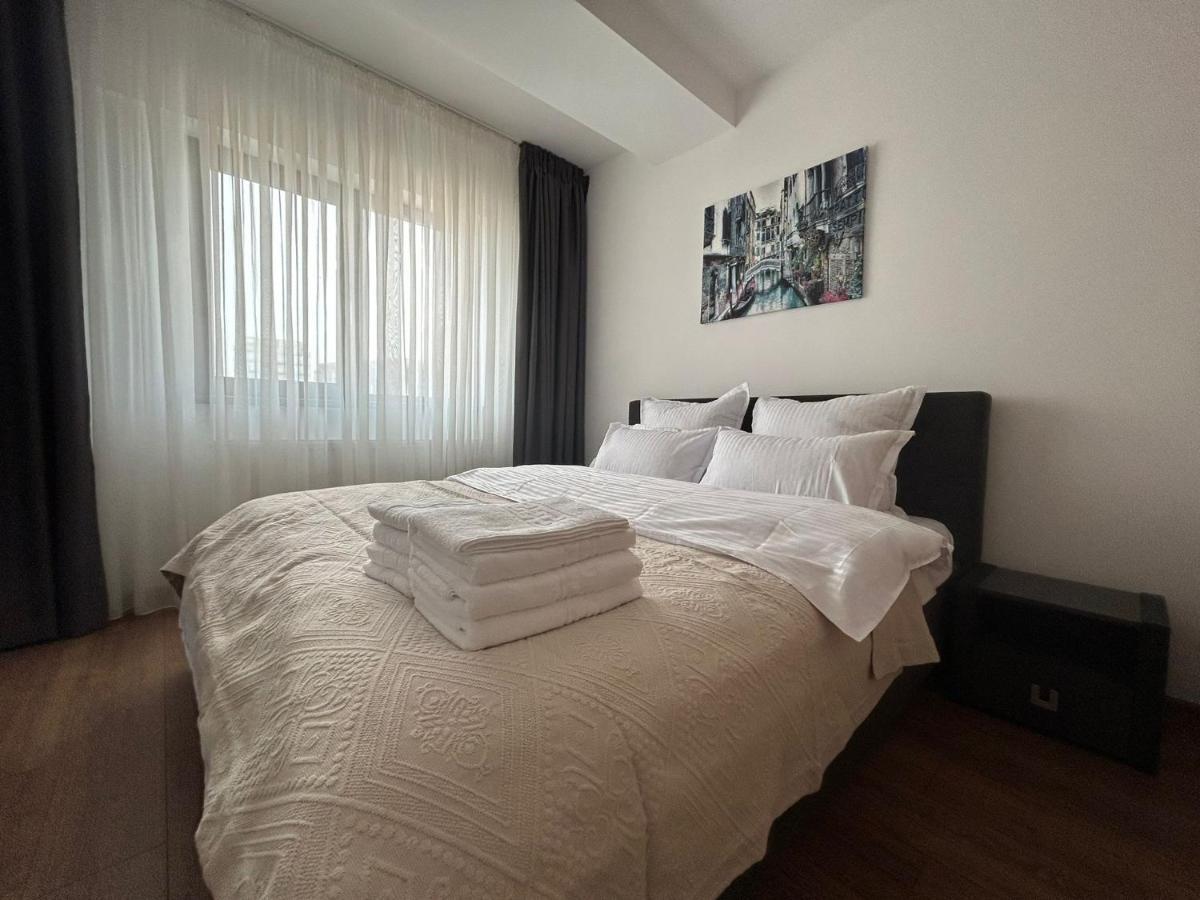 Regie Sunset Apartment Boekarest Buitenkant foto