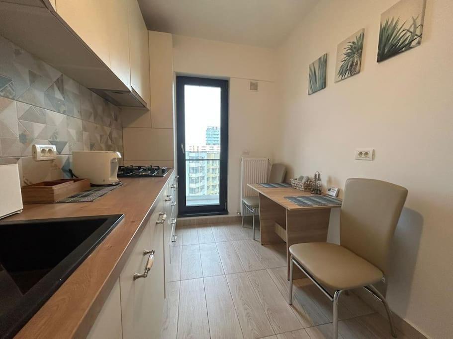 Regie Sunset Apartment Boekarest Buitenkant foto